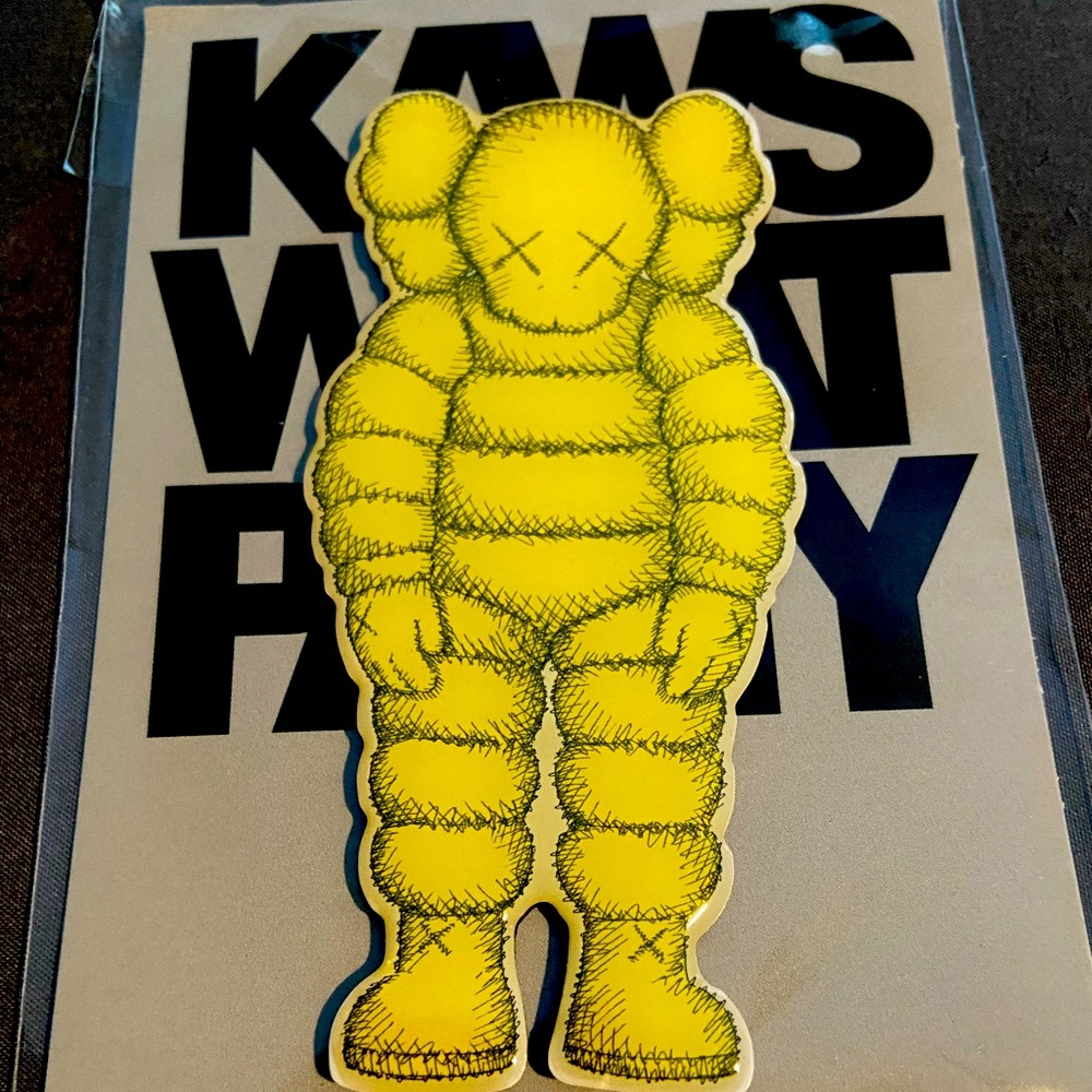 *NWT* Kaws *WHAT A PARTY* (Yellow) Chum Magnet